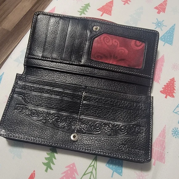 BRIGBTON Elegant Black and Red Women's Clutch - Picture 4 of 7